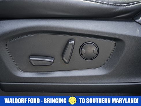 Used 2022 Ford Explorer XLT w/ Equipment Group 202A AWD/4WD image 42