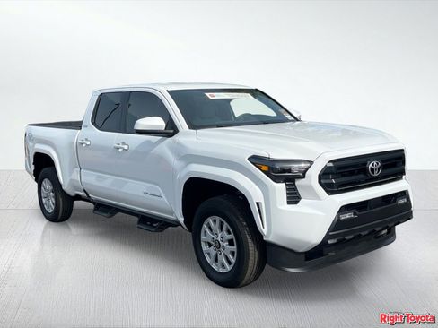 Certified 2026 Toyota Tacoma SR5 RWD image 8