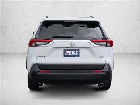 Used 2024 Toyota RAV4 XLE image 6