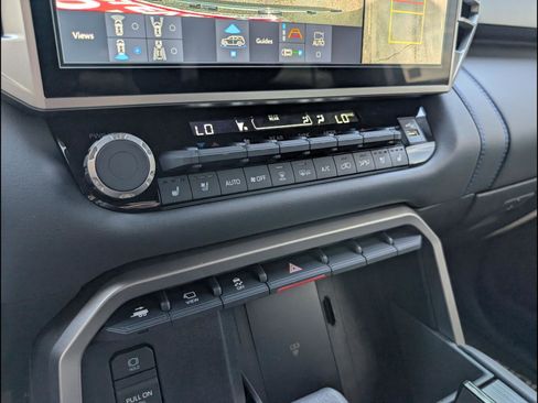 Used 2026 Toyota Sequoia Platinum image 16