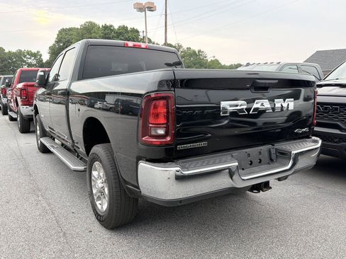 Used 2025 RAM 2500 Big Horn AWD/4WD image 6