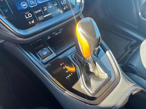 Used 2022 Subaru Outback Wilderness w/ Wilderness Package image 27