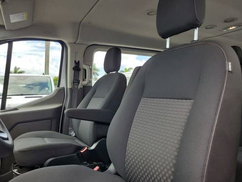 Used 2023 Ford Transit 350 XLT RWD image 21