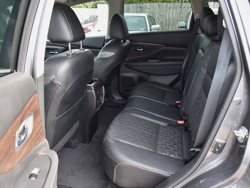 Used 2020 Nissan Murano Platinum w/ Cargo Package FWD image 10