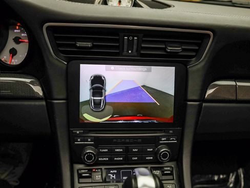 Certified 2017 Porsche 911 Targa 4S image 29