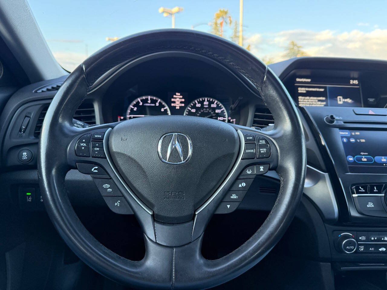 Used 2019 Acura ILX w/ Premium Package FWD image 16