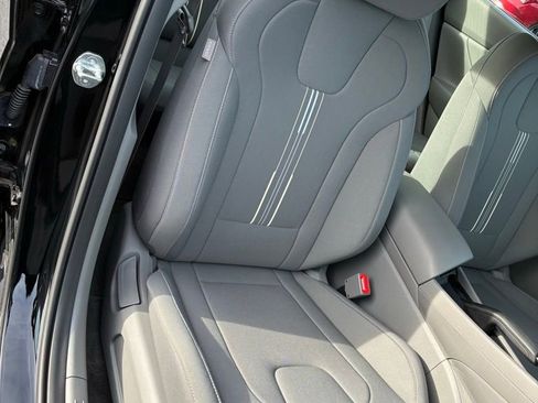 Used 2023 Hyundai Elantra SEL image 16