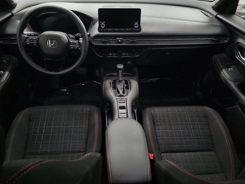 Certified 2025 Honda HR-V Sport image 16