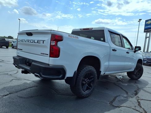Used 2023 Chevrolet Silverado 1500 Custom Trail Boss w/ LPO, Dark Essentials Package AWD/4WD image 28