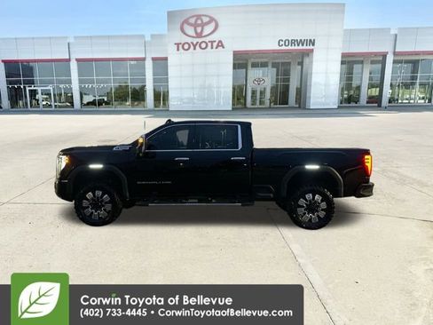 Used 2024 GMC Sierra 2500 Denali w/ Denali Reserve Package image 5