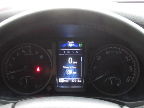 Certified 2023 Toyota Tacoma TRD Sport AWD/4WD image 24