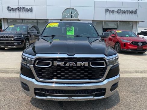 Used 2025 RAM 1500 Big Horn AWD/4WD image 11