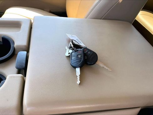 Used 2012 Ford F350 Lariat w/ Lariat Ultimate Pkg image 13