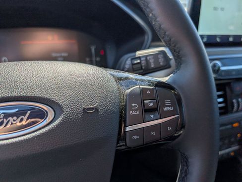 Used 2024 Ford Escape Active AWD/4WD image 17