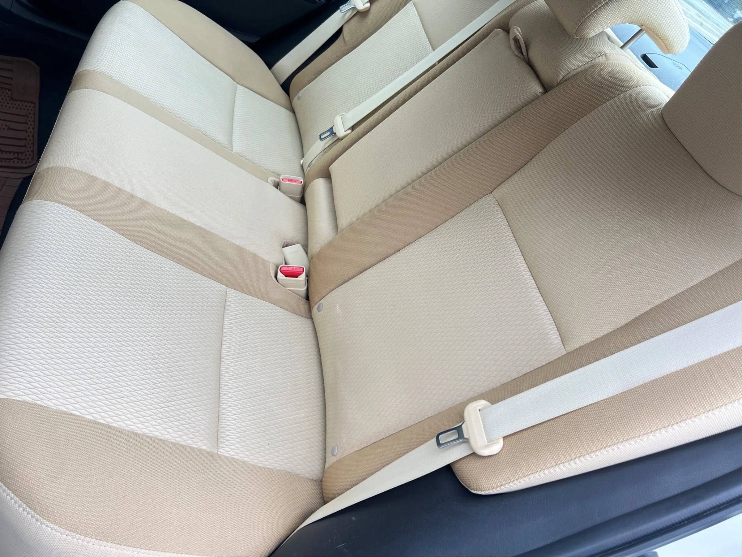 Used 2017 Toyota Corolla LE FWD image 26