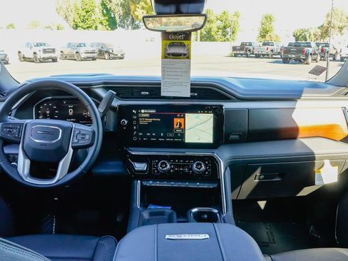 New 2026 GMC Sierra 3500 Denali w/ Denali Reserve Package AWD/4WD image 13