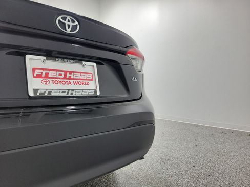 Used 2024 Toyota Corolla LE FWD image 9