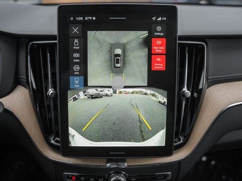 New 2026 Volvo XC60 B5 Ultra w/ Protection Package Premier image 39