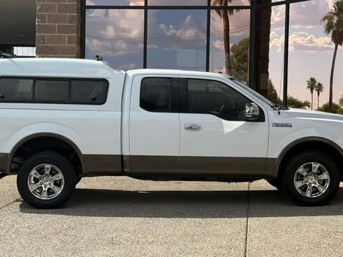 Used 2017 Ford F150 Lariat w/ Equipment Group 502A Luxury AWD/4WD image 14