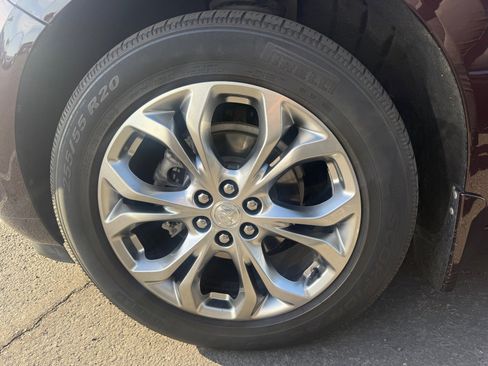 Used 2021 Buick Enclave Avenir w/ Avenir Technology Package image 5