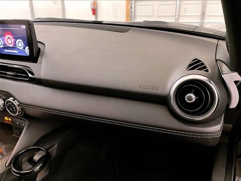 Used 2023 MAZDA MX-5 Miata Grand Touring RWD image 15