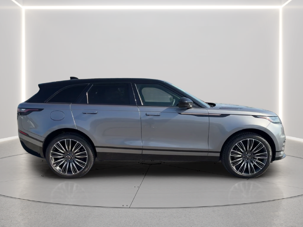 Used 2023 Land Rover Range Rover Velar R-Dynamic S AWD/4WD image 4