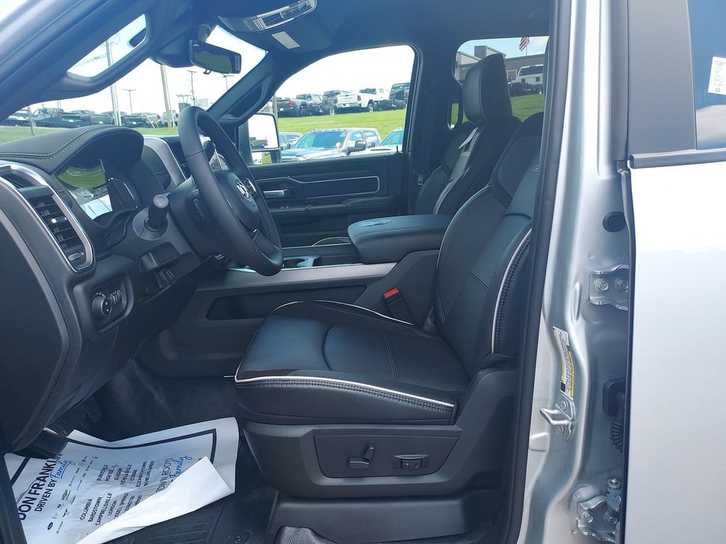 New 2026 RAM 5500 4x4 Crew Cab w/ Laramie Trim Package image 13