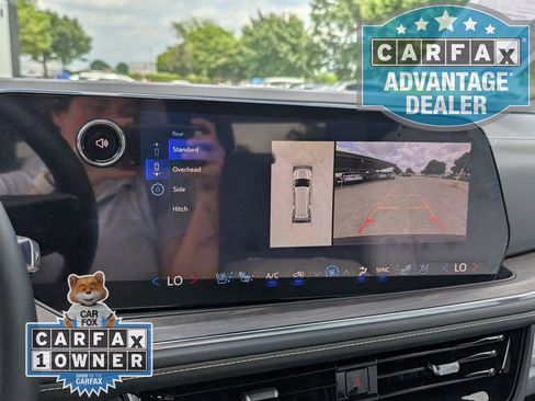 Certified 2025 Chevrolet Tahoe Premier w/ Sun And Tow Package AWD/4WD image 9