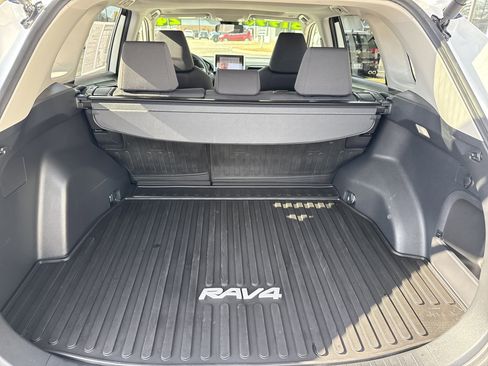 Used 2024 Toyota RAV4 XLE image 5