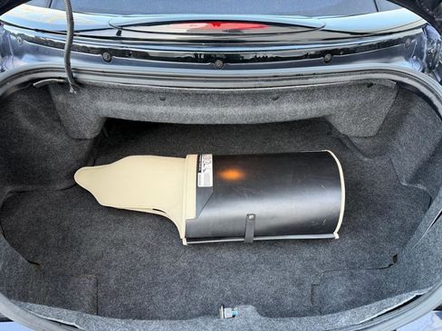 Used 2002 Chrysler Sebring Limited image 19