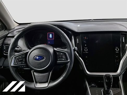 Used 2025 Subaru Outback Premium AWD/4WD image 22