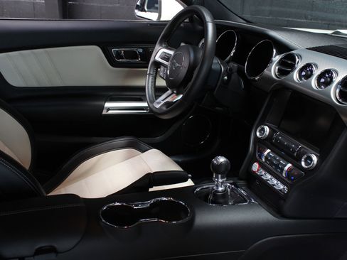 Used 2015 Ford Mustang 50 Years RWD image 46