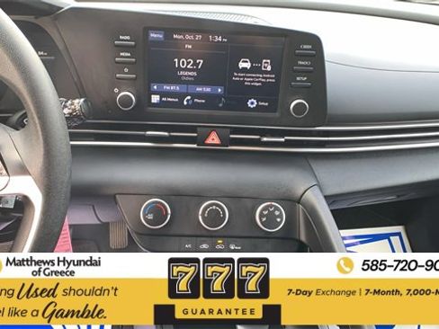 Used 2023 Hyundai Elantra SE image 14