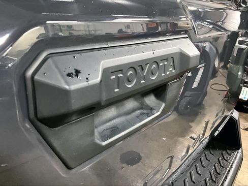Used 2024 Toyota Tacoma Trailhunter Hybrid Double Cab image 28