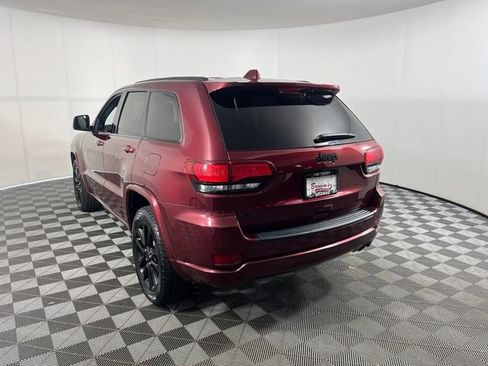 Used 2021 Jeep Grand Cherokee Laredo X AWD/4WD image 5