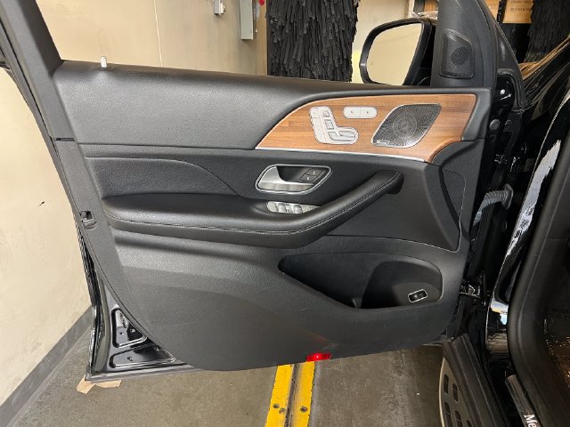 Used 2021 Mercedes-Benz GLE 350 image 27