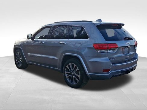 Used 2017 Jeep Grand Cherokee Overland image 4