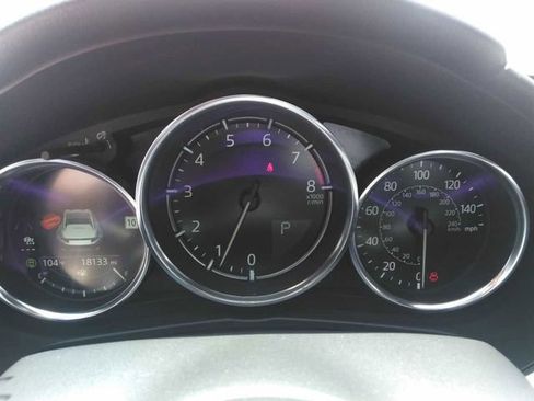 Used 2025 MAZDA MX-5 Miata RF Grand Touring RWD image 10