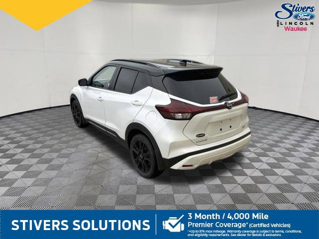Used 2023 Nissan Kicks SR w/ SR Premium Package FWD image 9