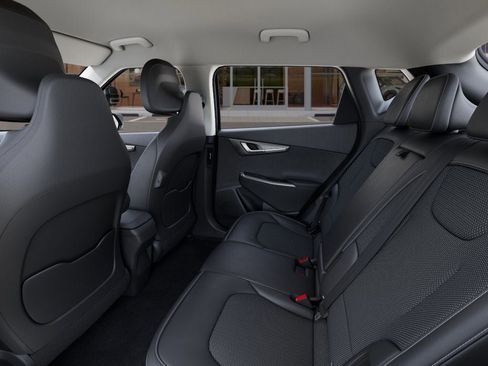 New 2025 Kia EV6 Light w/ Light LR Technology Package image 18