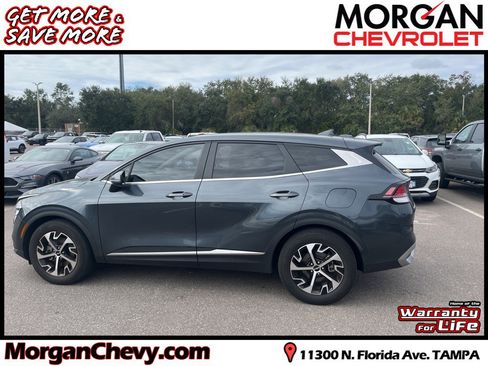 Used 2023 Kia Sportage EX image 1