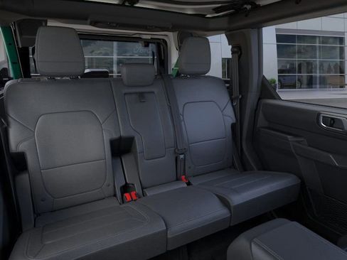 New 2025 Ford Bronco Badlands image 12