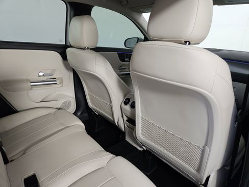 Used 2022 Mercedes-Benz GLA 250 image 40
