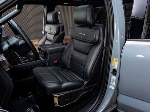 Used 2026 Ford F250 Platinum AWD/4WD image 31