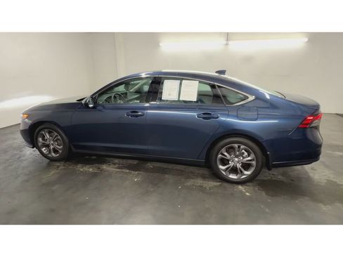 Certified 2024 Honda Accord EX image 6