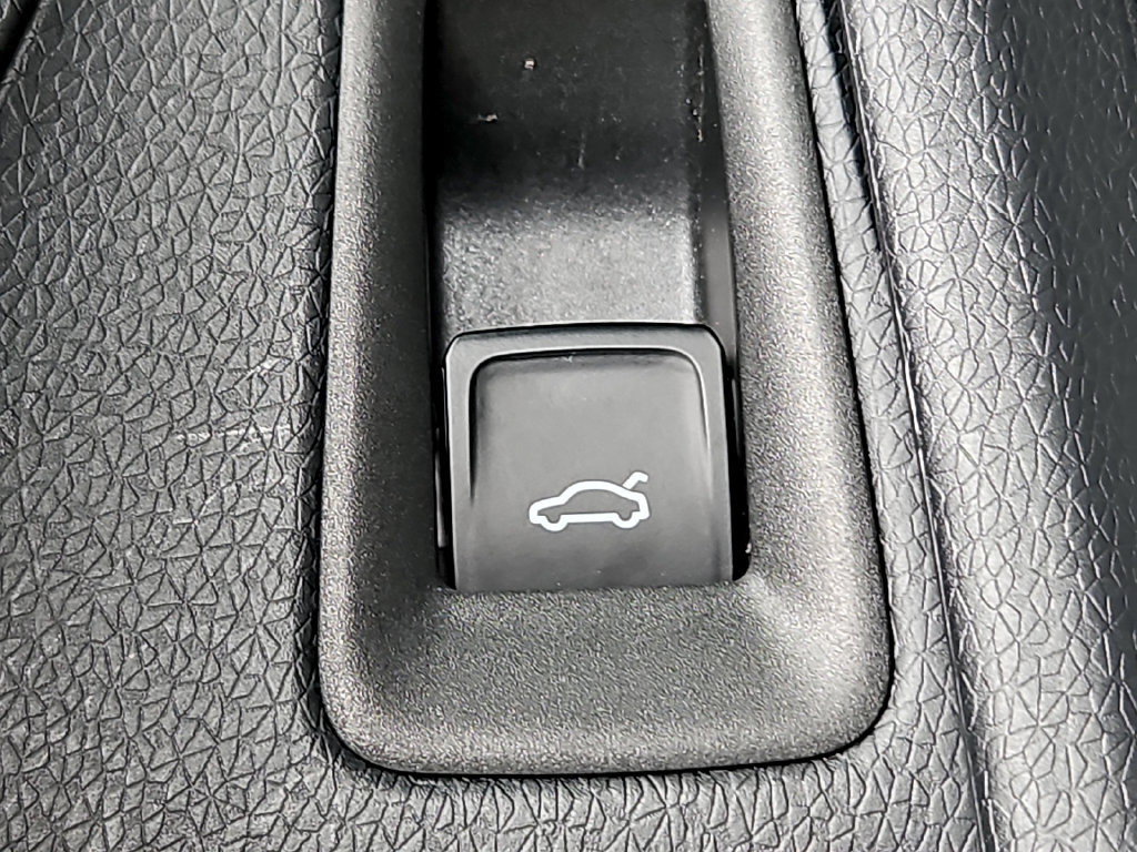 Certified 2025 Volkswagen ID.4 Pro S Plus AWD/4WD image 27