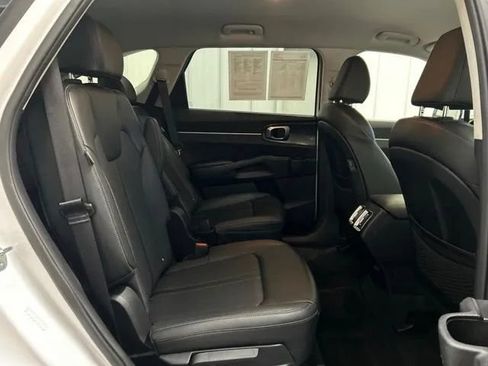 Used 2025 Kia Sorento X-Line EX AWD/4WD image 10