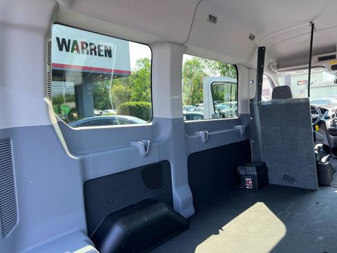 Used 2016 Ford Transit 150 XLT RWD image 22
