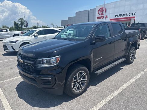 Used 2021 Chevrolet Colorado W/T w/ Custom Special Edition RWD image 7
