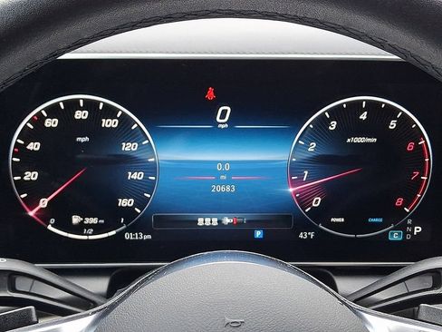 Used 2023 Mercedes-Benz GLC 300 4MATIC image 22